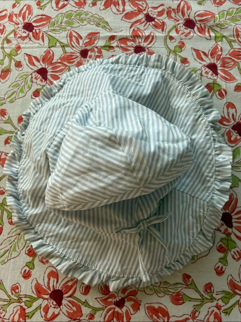 Gap baby girl striped cotton sun hat